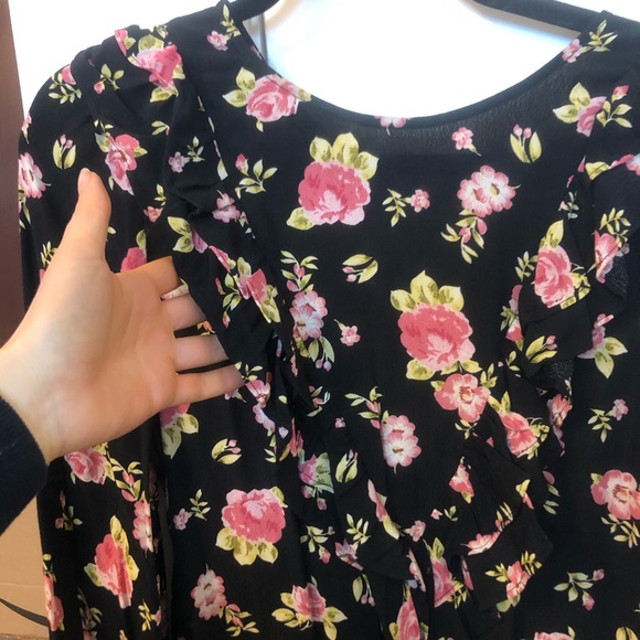 MOVING SALE MAKE ME AN OFFER - Picture 3 of 4